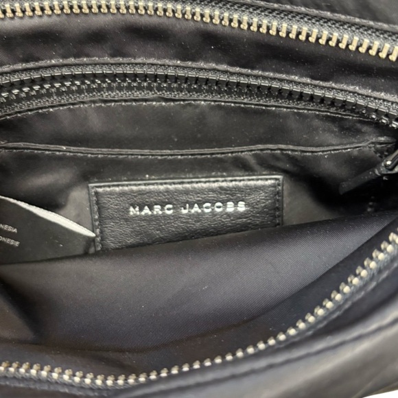 Marc Jacobs Black Nylon Crossbody Messenger Bag Leather Trim Silver Hardware - Picture 3 of 13